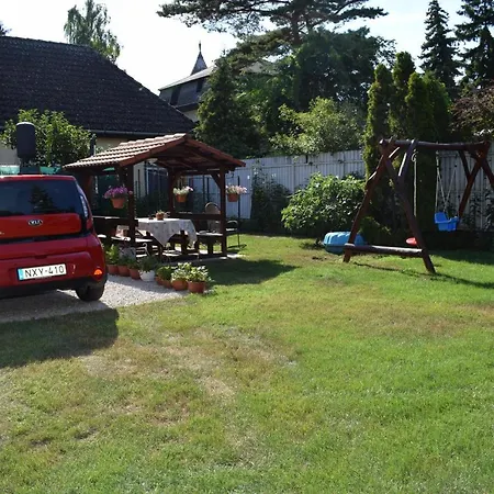 Erkel Apartman Apartment