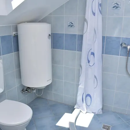 Erkel Apartman *