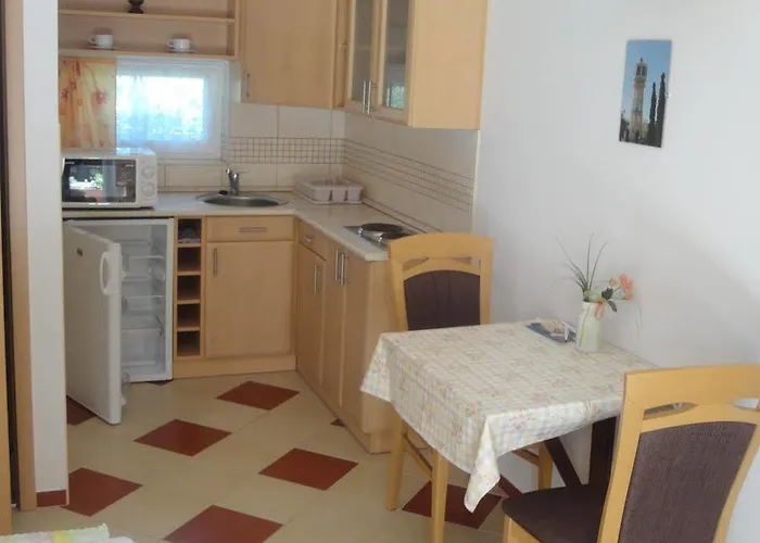 Erkel Apartamento *